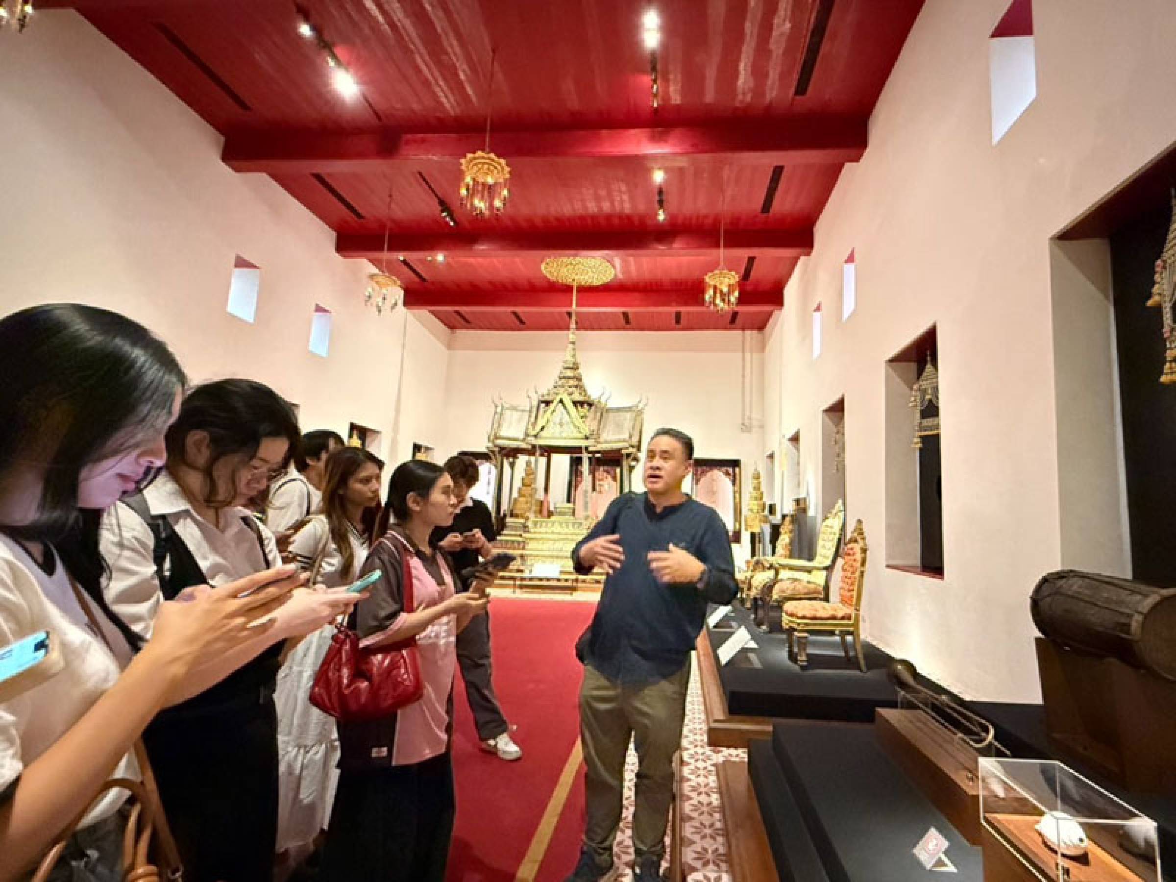 พิพิธภัณฑสถานแห่งชาติ พระนคร และนิทรรศน์รัตนโกสินทร์